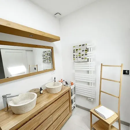 Holiday home Guestready - Charming 3-bed House With Garden Bordeaux